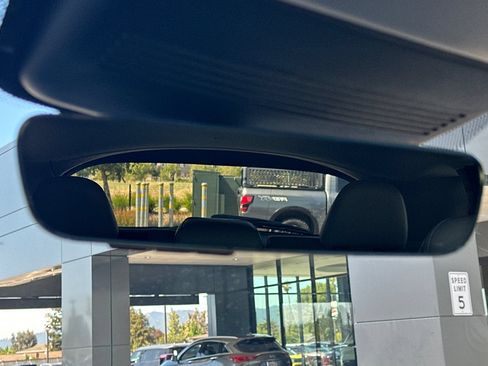 Certified 2025 INFINITI QX50 Luxe AWD/4WD image 26