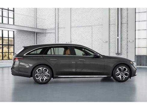 New 2026 Mercedes-Benz E 450 4MATIC All-Terrain Wagon image 17