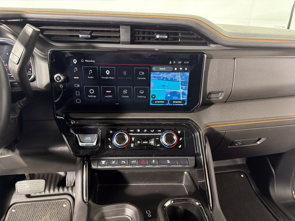 Used 2025 GMC Sierra 3500 AT4 w/ AT4 Premium Plus Package AWD/4WD image 16
