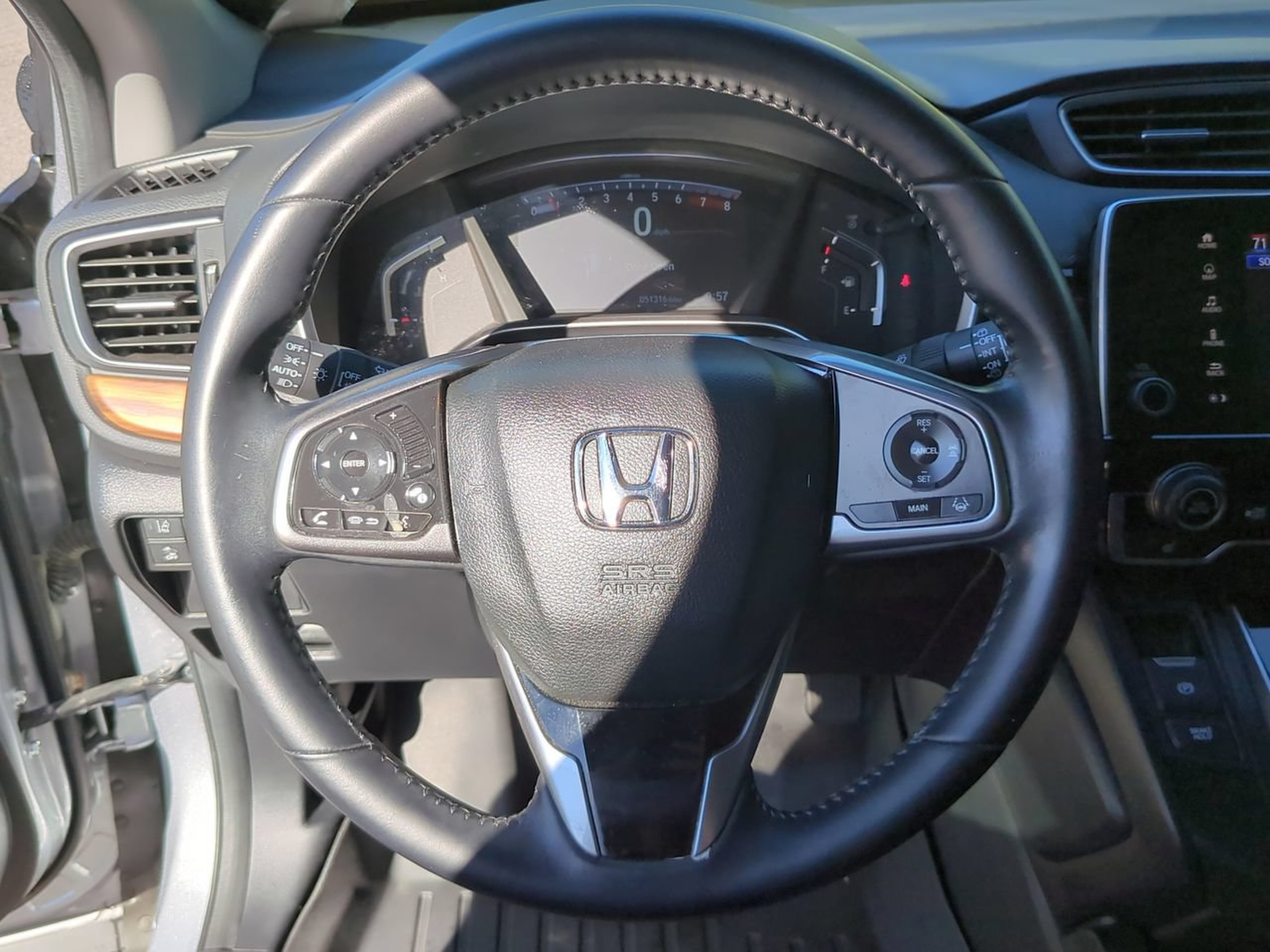 Used 2018 Honda CR-V Touring image 11