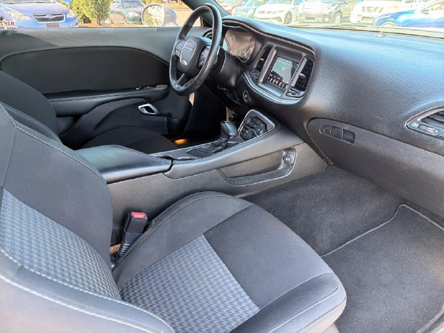 Used 2022 Dodge Challenger GT w/ Blacktop Package AWD/4WD image 24