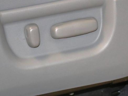 Used 2020 Toyota Sequoia Platinum image 79