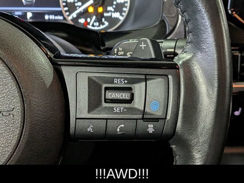 Used 2022 Nissan Pathfinder SV AWD/4WD image 27