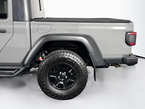 Used 2021 Jeep Gladiator Mojave AWD/4WD image 38