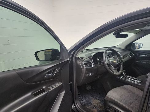 Used 2022 Chevrolet Equinox LT image 11