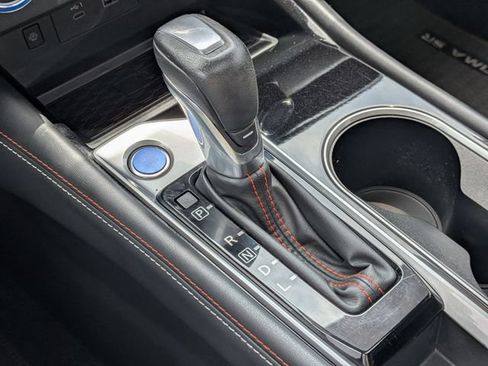 Used 2024 Nissan Altima 2.5 SR w/ SR Premium Package FWD image 19