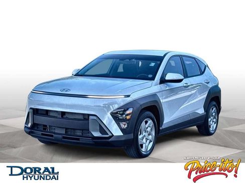 Used 2025 Hyundai Kona SE FWD image 1