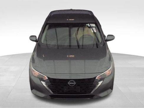 Used 2025 Nissan Sentra SV FWD image 3