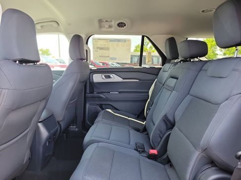 New 2026 Ford Explorer Active AWD/4WD image 14