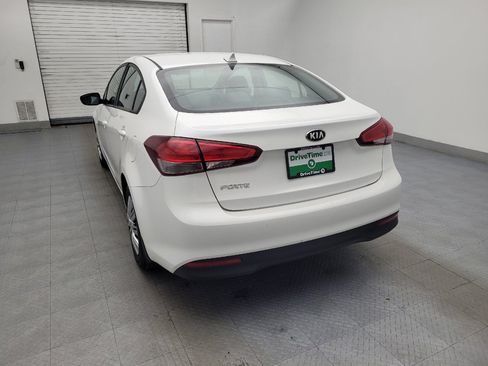 Used 2018 Kia Forte LX w/ LX Popular Package image 6