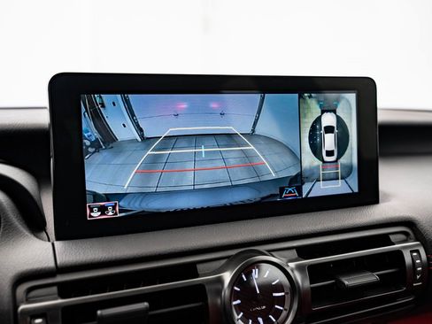 Certified 2025 Lexus IS 350 F Sport image 33