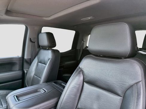 Used 2020 GMC Sierra 1500 SLT RWD image 12