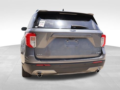 Used 2023 Ford Explorer XLT w/ Equipment Group 202A AWD/4WD image 22
