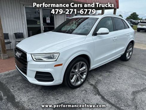 Used 2017 Audi Q3 2.0T Premium Plus w/ Premium Plus Package FWD image 1