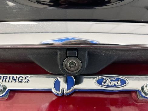 Used 2019 Ford Edge Titanium w/ Cold Weather Package AWD/4WD image 12