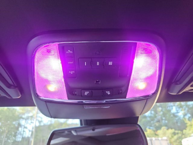 Used 2023 Dodge Charger Scat Pack RWD image 35