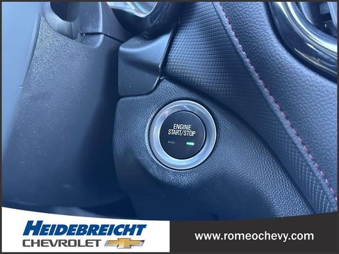 Used 2024 Chevrolet Equinox RS image 32