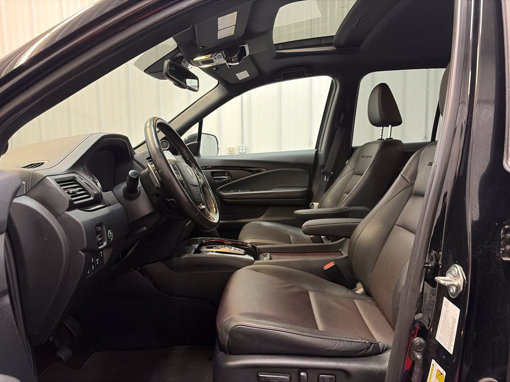 Used 2020 Honda Ridgeline Black Edition image 10