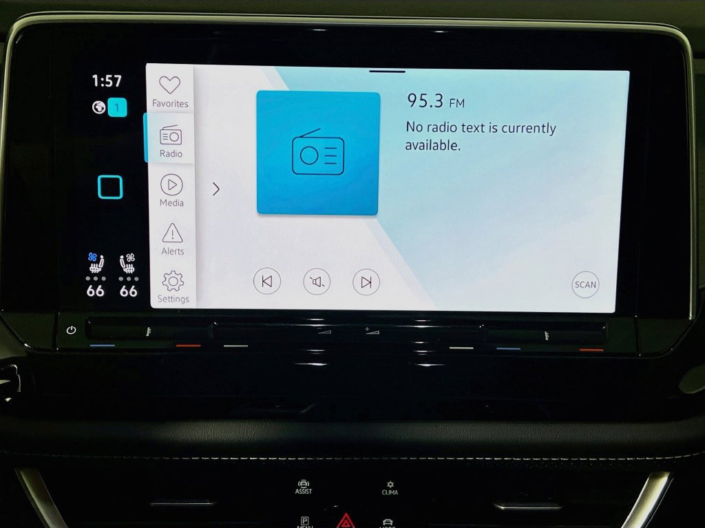 Used 2026 Volkswagen Atlas Cross Sport SE FWD image 25