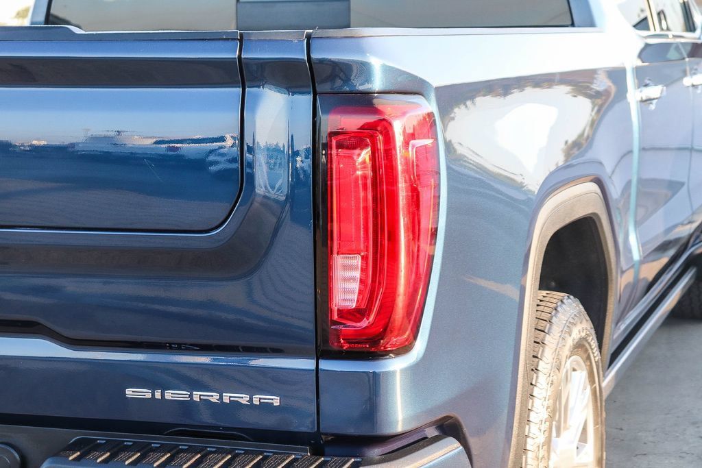 Used 2022 GMC Sierra 1500 Denali AWD/4WD image 10