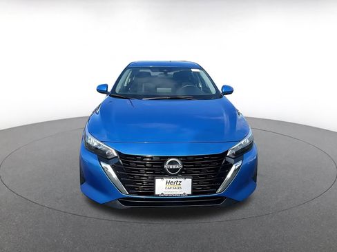 Used 2025 Nissan Sentra SV image 4