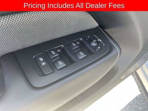 Used 2023 Volvo XC60 B5 Ultimate w/ Climate Package AWD/4WD image 20