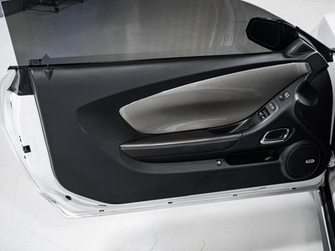 Used 2013 Chevrolet Camaro SS image 19