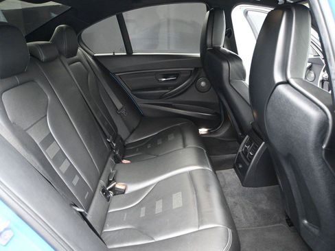 Used 2018 BMW M3 RWD image 25