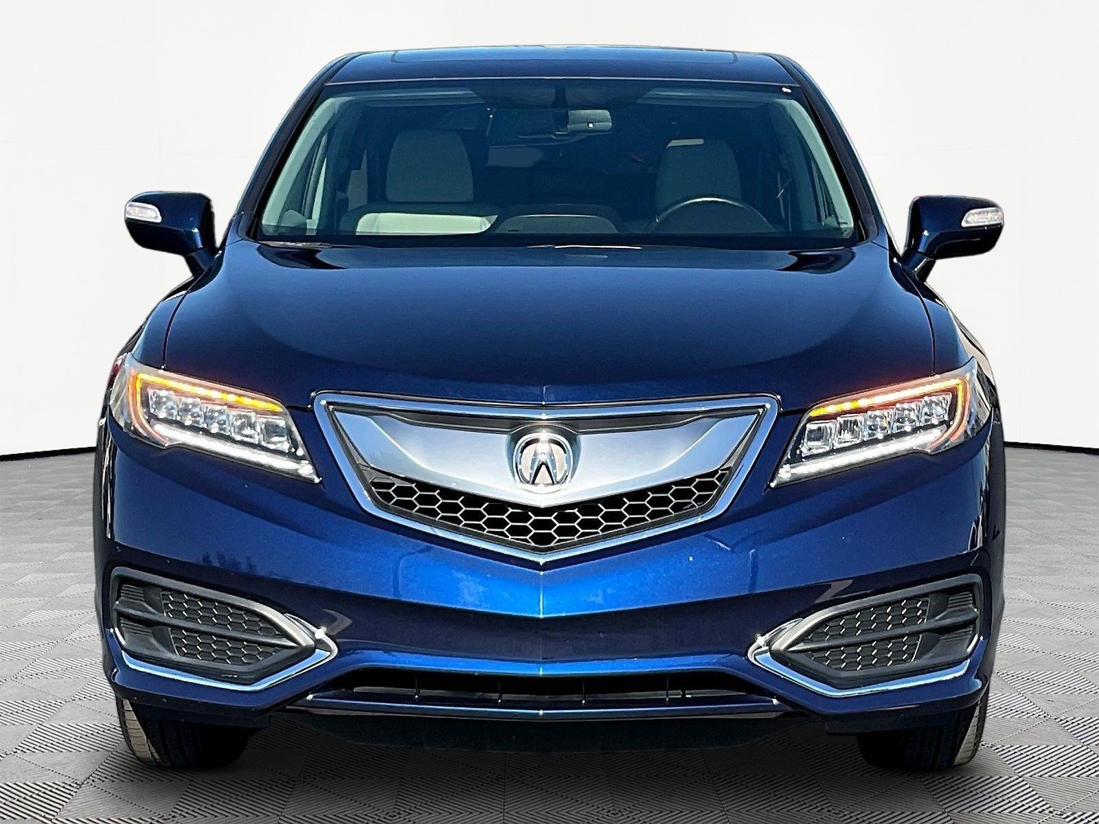 Used 2018 Acura RDX w/ Tech & AcuraWatch Plus Pack FWD image 2