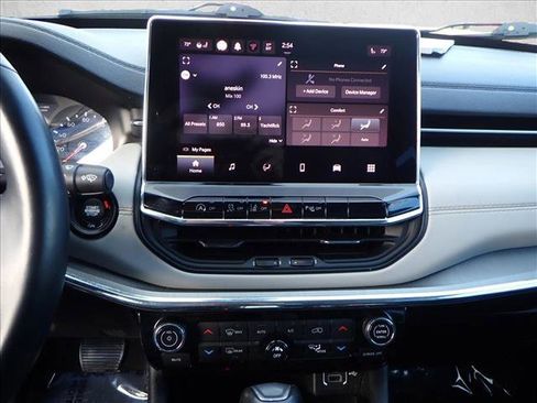 Used 2022 Jeep Compass Limited w/ Sun and Sound Group image 17