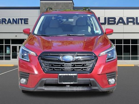 Used 2022 Subaru Forester Premium AWD/4WD image 4