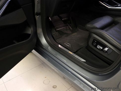 Certified 2023 BMW X7 xDrive40i w/ Premium Package image 30