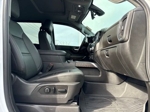 Used 2020 GMC Sierra 3500 Denali w/ Denali Ultimate Package image 21