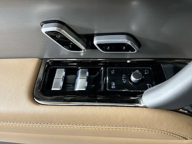 New 2026 Land Rover Range Rover Sport SE AWD/4WD image 19