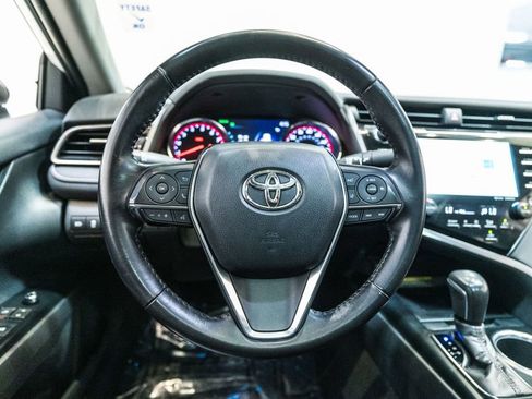 Certified 2019 Toyota Camry XSE image 16