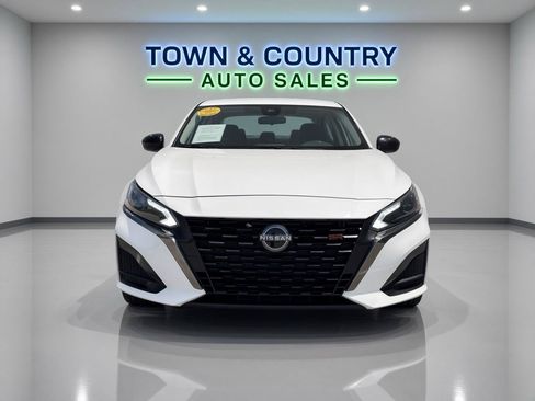 Used 2024 Nissan Altima 2.5 SR FWD image 27