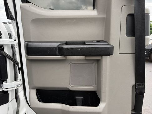 Used 2020 Ford F250 XL w/ STX Appearance Package AWD/4WD image 26