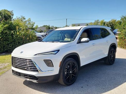 New 2026 Buick Enclave Preferred w/ Power Package FWD image 2