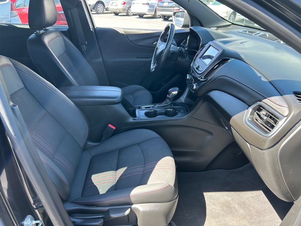 Used 2022 Chevrolet Equinox RS FWD image 33