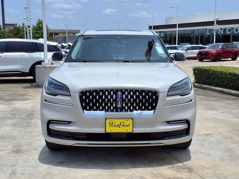 Used 2023 Lincoln Aviator Grand Touring w/ Equipment Group 301A AWD/4WD image 6