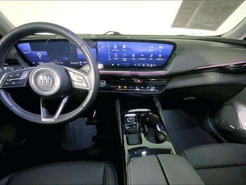 Used 2025 Buick Envision Preferred image 15