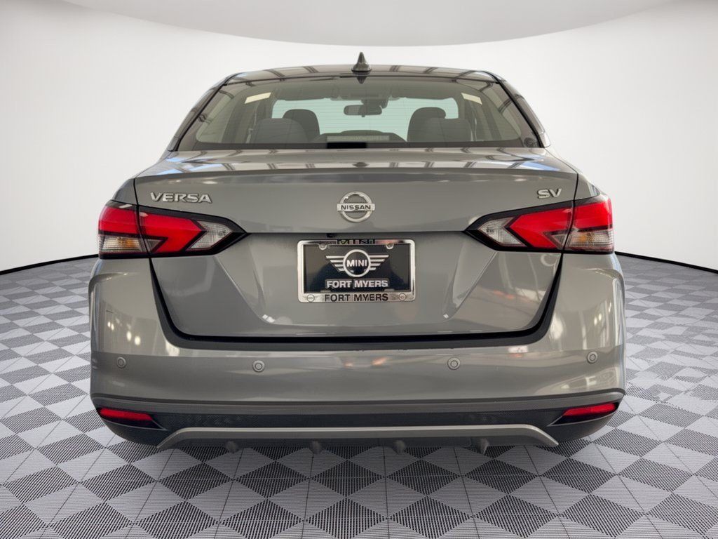 Used 2020 Nissan Versa SV FWD image 11