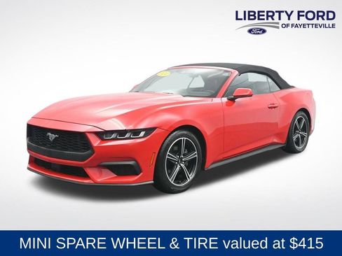 Used 2024 Ford Mustang Convertible image 1