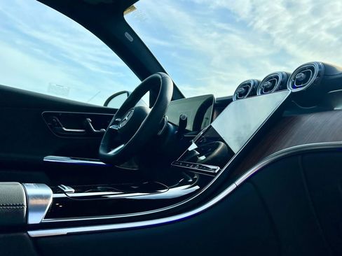 Certified 2026 Mercedes-Benz GLC 300 4MATIC image 19