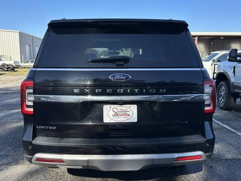 Certified 2024 Ford Expedition Limited image 4