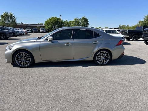Used 2017 Lexus IS 200t RWD image 6