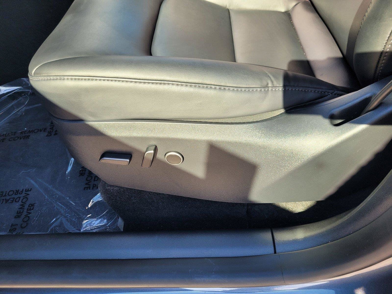 Used 2023 Tesla Model Y Long Range AWD/4WD image 21