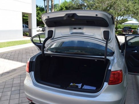Used 2013 Volkswagen Jetta TDI FWD image 74