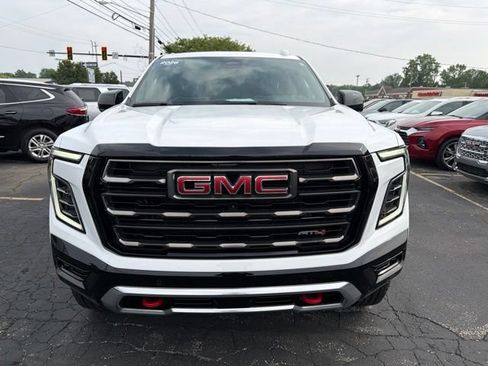Used 2026 GMC Yukon AT4 Ultimate w/ LPO, Floor Liner Package AWD/4WD image 2