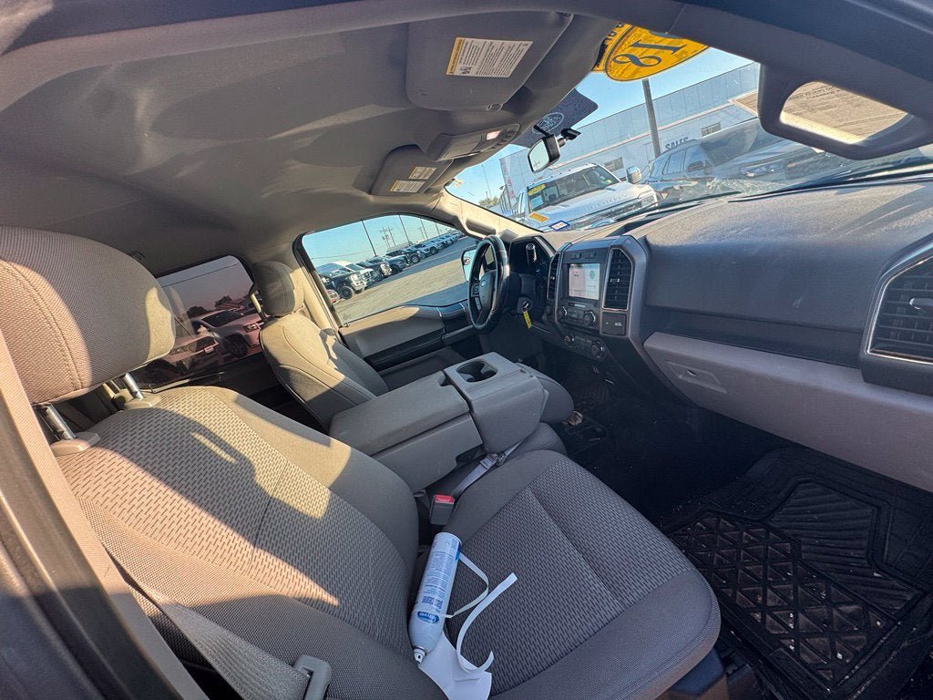 Used 2018 Ford F150 XLT w/ Equipment Group 301A Mid AWD/4WD image 8